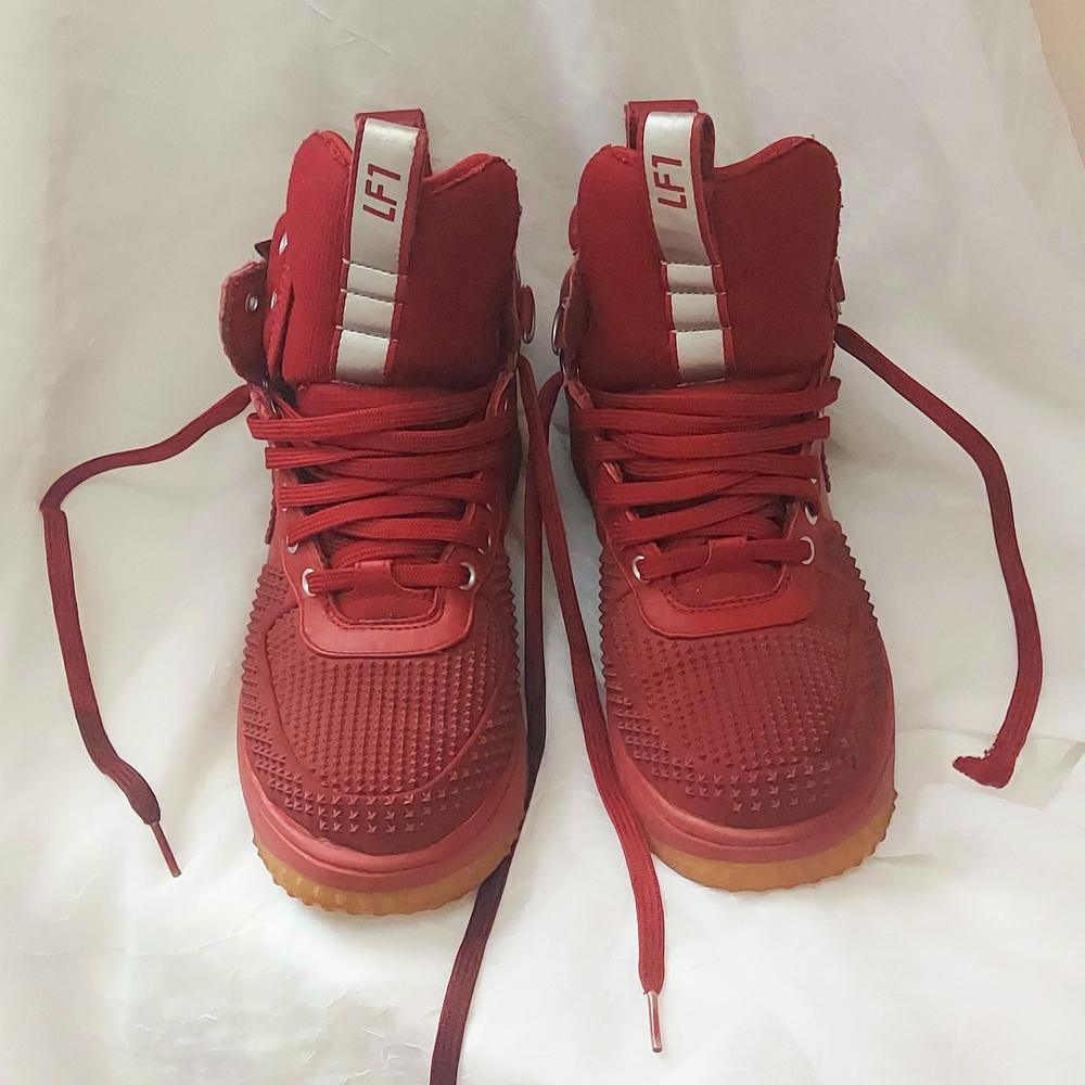 NikeLunar Force 1 Duckboot Team Red Size 8